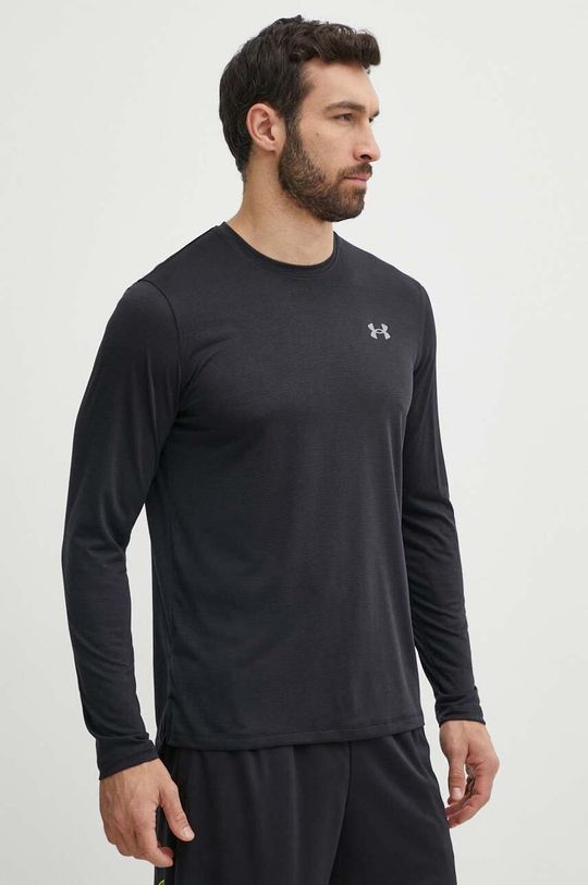 

Стрикер бегает с длинным рукавом Under Armour, черный