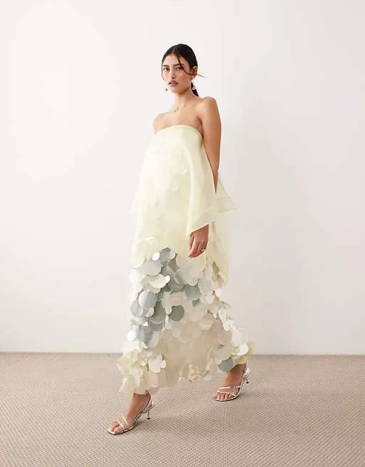 

Платье-бандо макси ARRANGE с пайетками и накладным слоем пахтового цвета