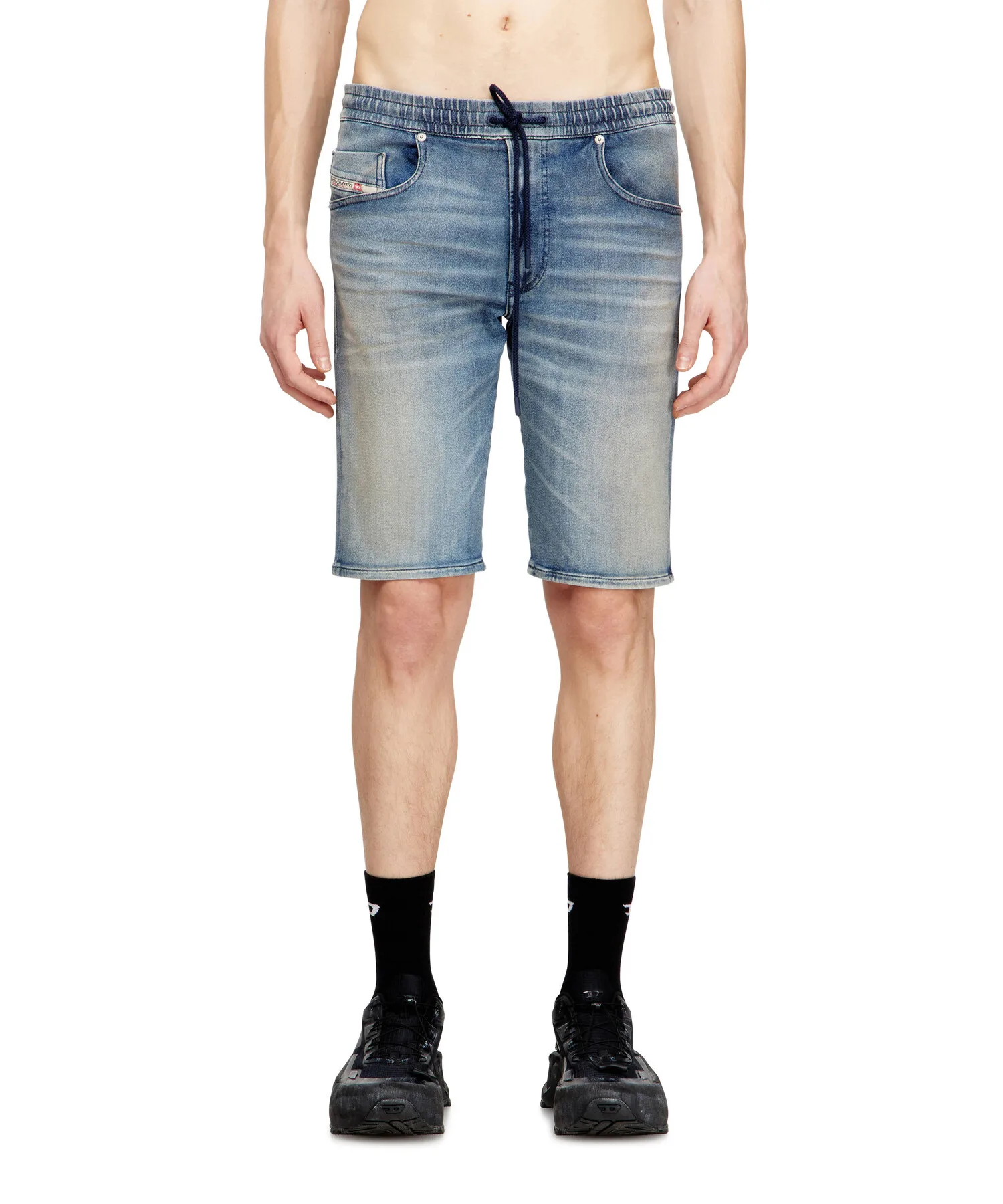 Мужские джинсовые шорты slim-fit 2033 D-KROOLEY-SHORT JOGG DIESEL светло-индиго — фото 4