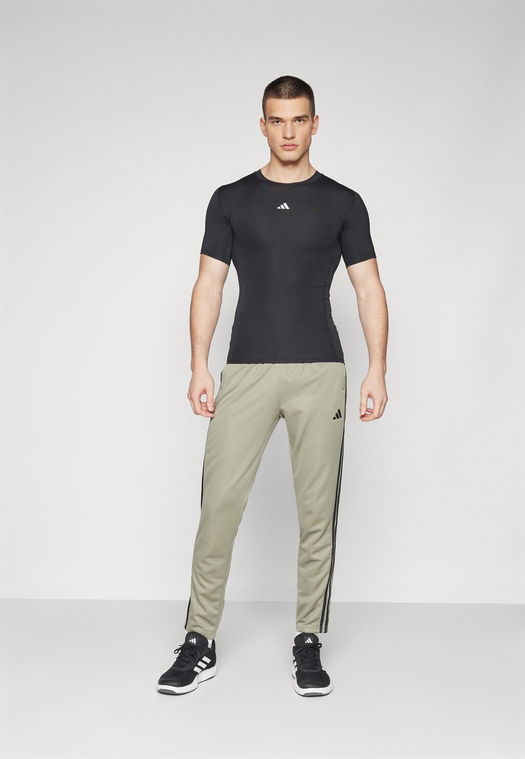 Спортивная футболка Techfit adidas Performance, черная — фото 2