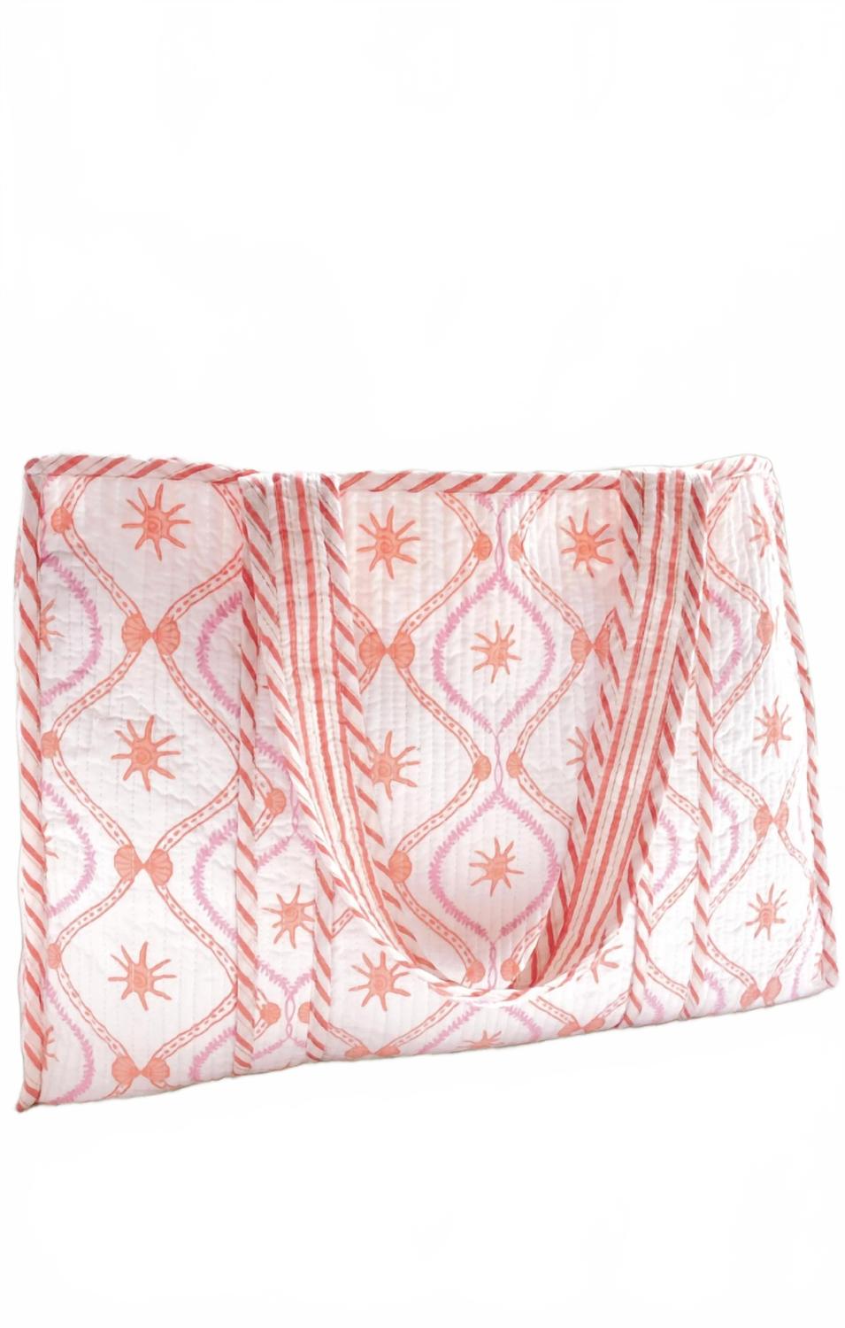 

Женская сумка-тоут Voyager в цвете сокровищ коралловый BEYOND by Vera