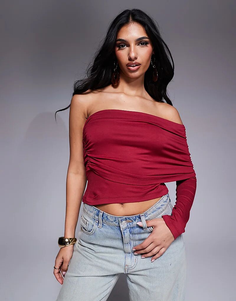 

Топ-бардо на одно плечо в ягодном цвете ASOS DESIGN