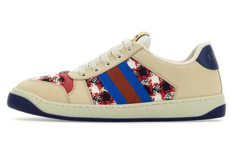 GUCCI Низкие женские кроссовки для скейтбординга бежевого цвета