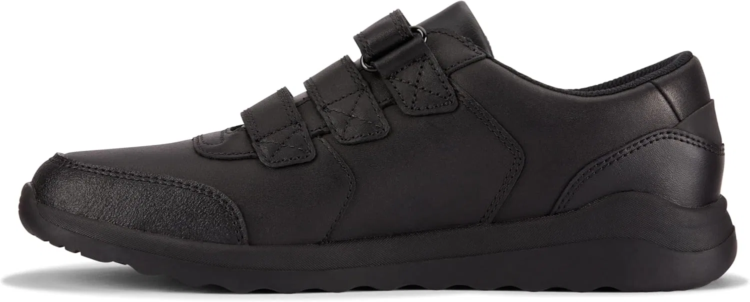 Детские оксфордские туфли Clarks Boys Daze Step 2 Y, Black Leather