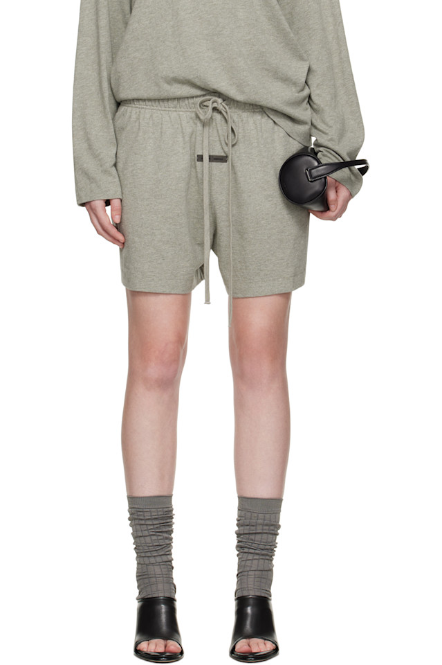 

Fear Of God Essentials Серые футбольные шорты