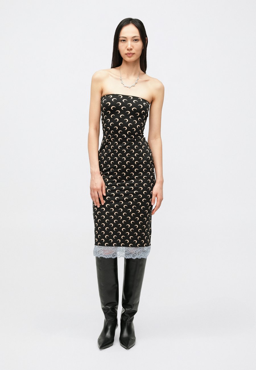 

Платье MARINE SERRE MOON PRINTED SLEEVELESS TUBE MIDI DRESS, Inverse Tan/Brown