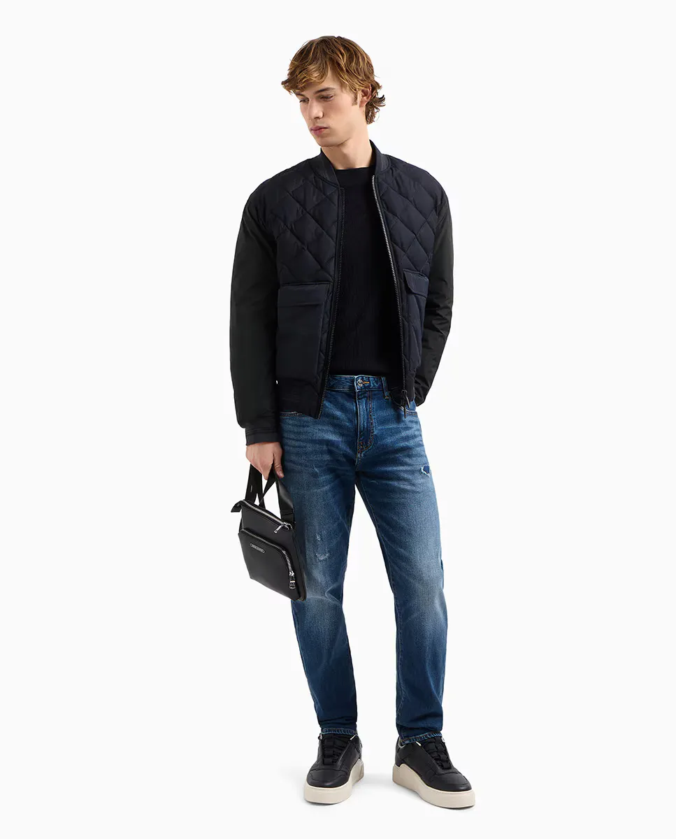 

Мужские джинсы J13 в стандартной стирке Armani Exchange, синий