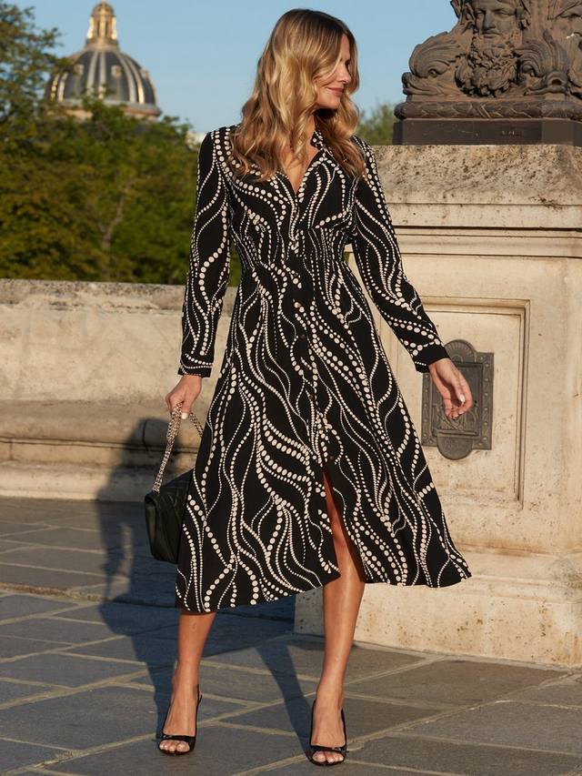 

Платье-рубашка с геометрическим принтом и присборенной талией Sosandar, Black