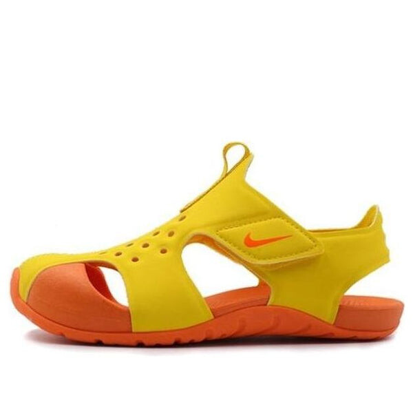 

Сандалии солнцезащитные 2 Nike, желтый