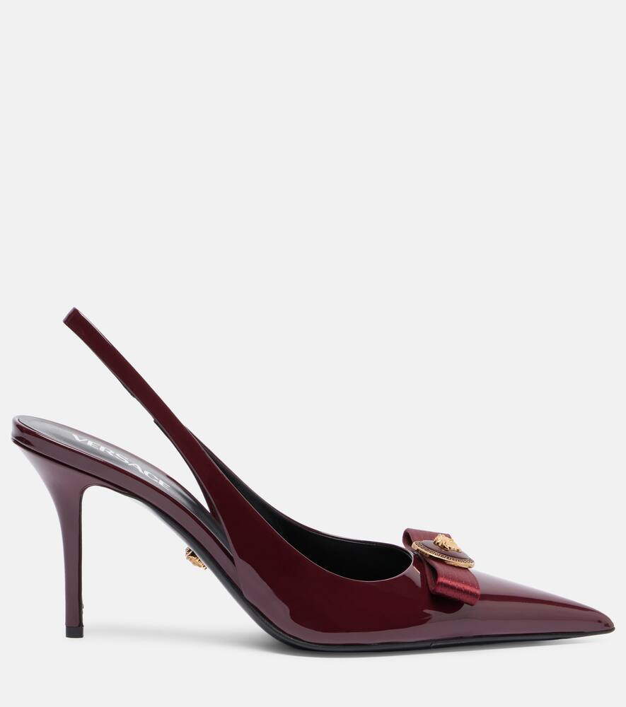 Туфли лодочки на шпильке с ремешком на щиколотке из лаковой кожи Versace, Dark Burgundy-Versace Gold — фото 4