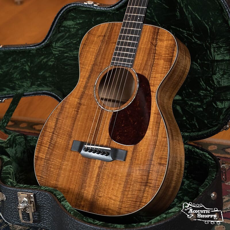 

Акустическая гитара Bourgeois Custom Build OO-12 "Coupe" All Figured Koa 12-Fret Acoustic Guitar #0200