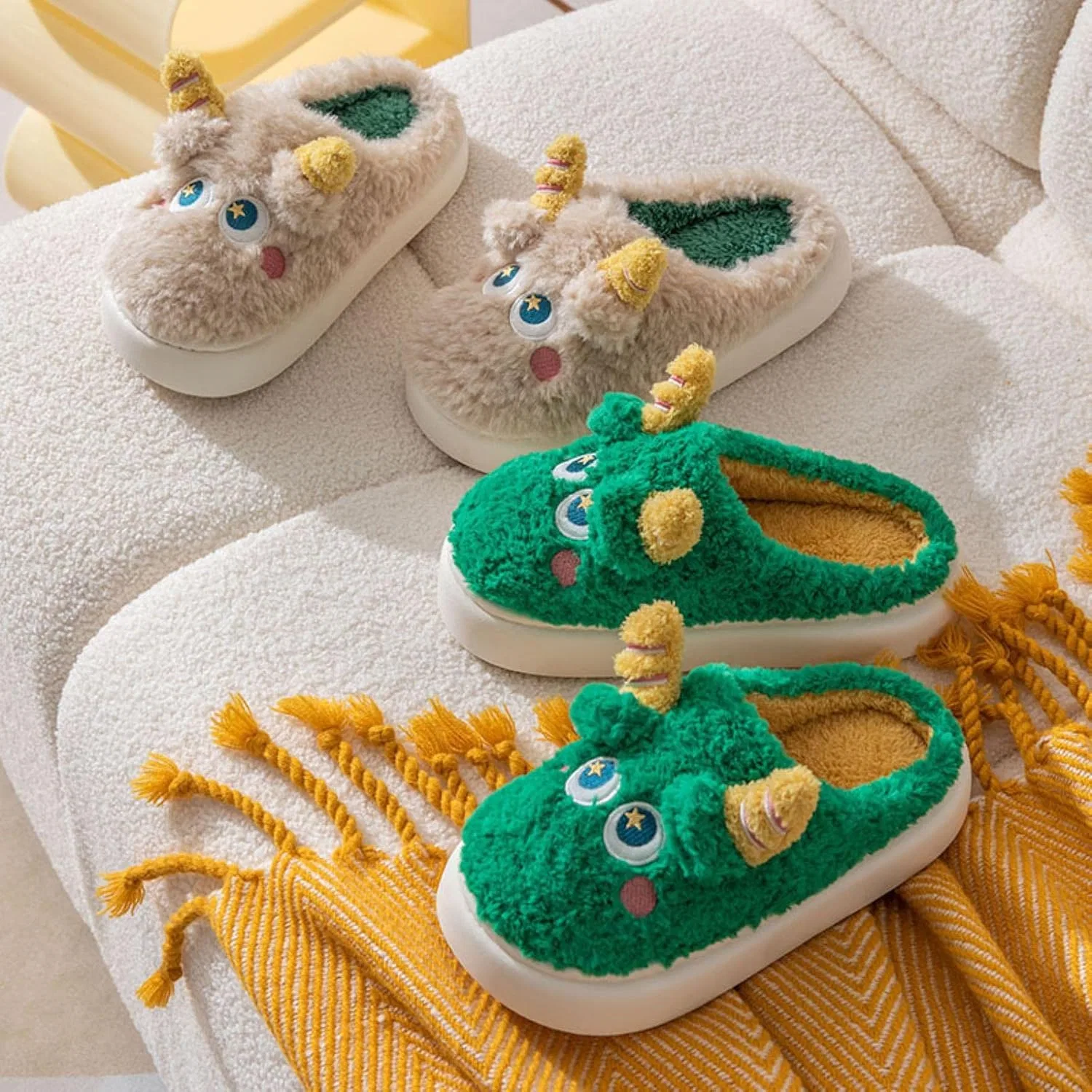Женские милые зимние тапочки с мультяшным рисунком, пушистые, нескользящие, теплые, мягкие, для дома, мужские, без ворса, забавные тапочки OVLAJ, Beige — фото 2