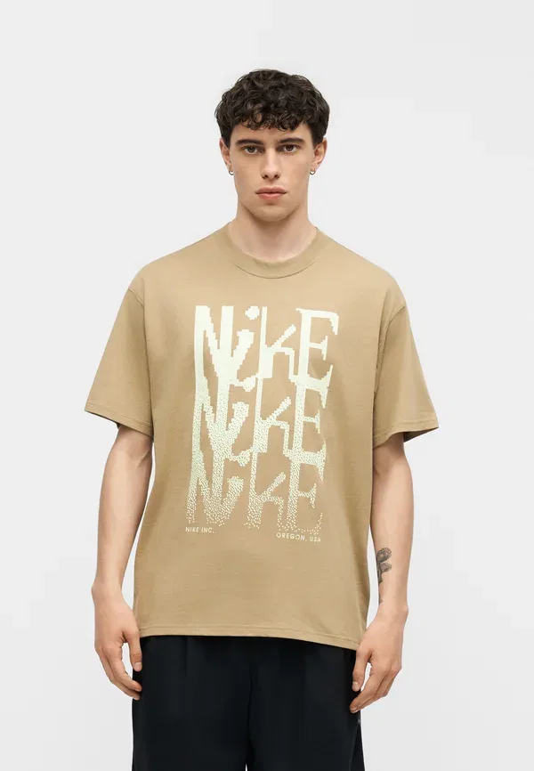 Футболка с принтом Nike Sportswear, цвет парашютный бежевый — фото 3