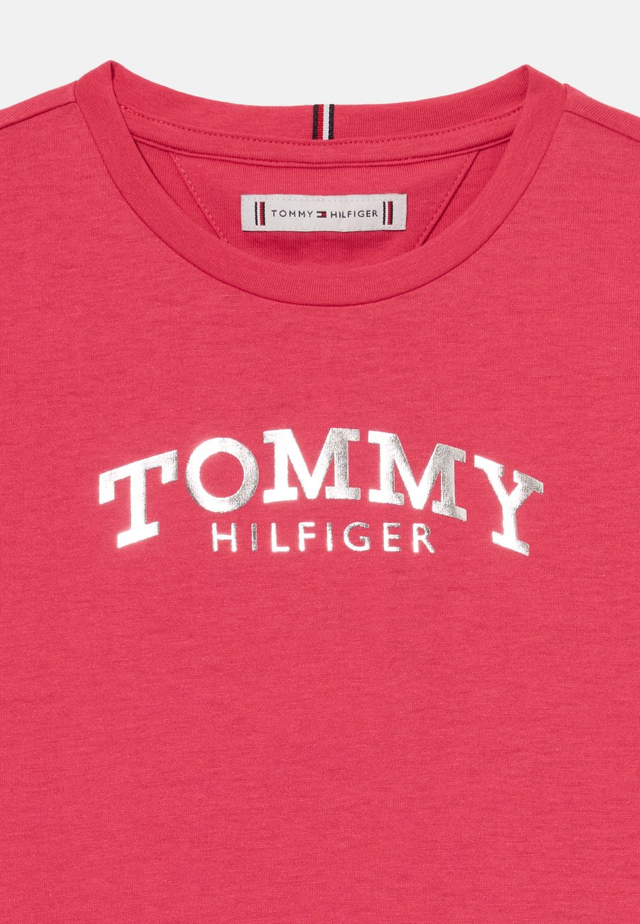 Футболка Tommy Hilfiger METALLIC LOGO SLIM CREW NECK T-SHIRT, Vintage Cerise/Light Red — фото 3