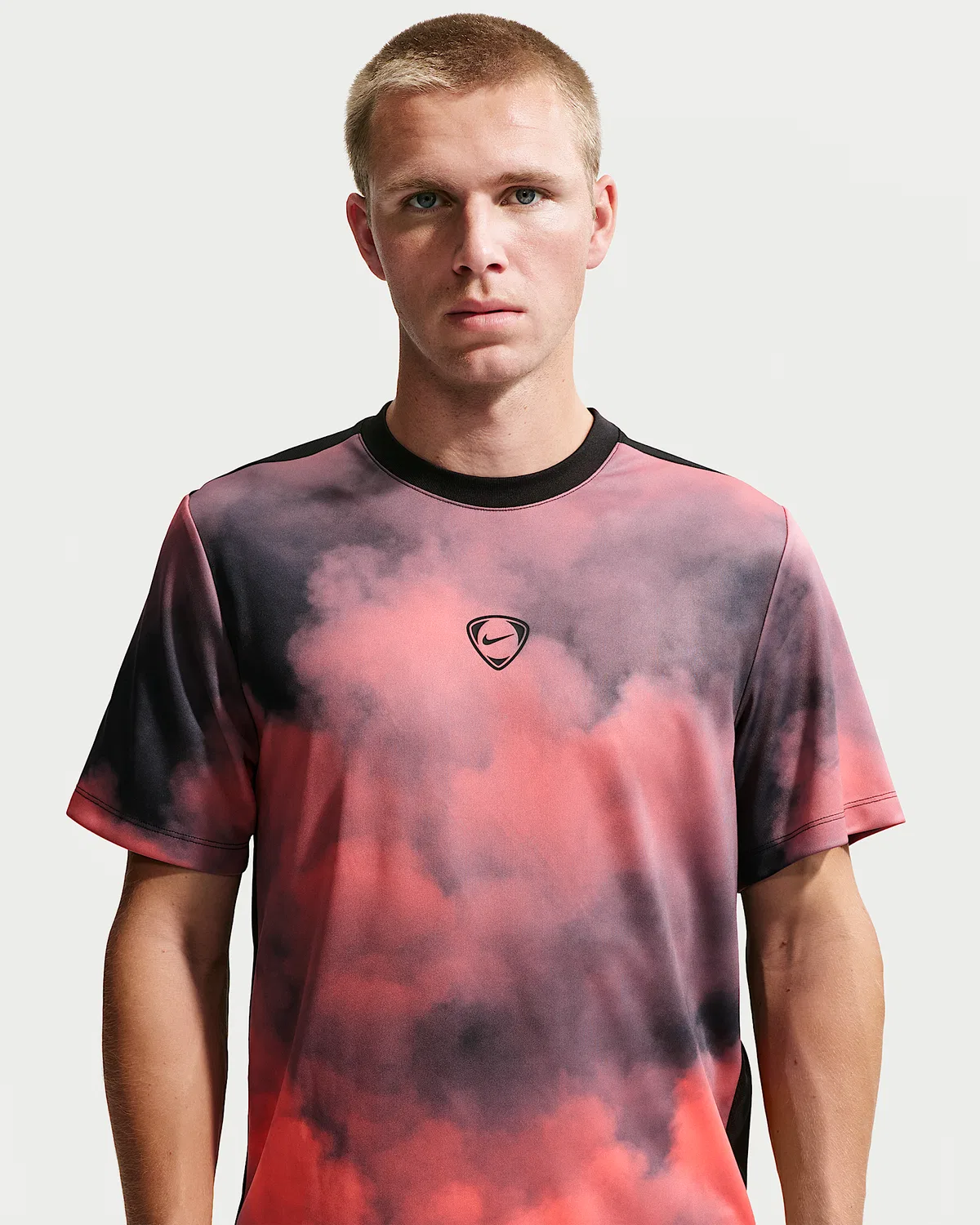Мужская футболка Nike Academy+ Dri-FIT с коротким рукавом, Hot Lava/Black/Black