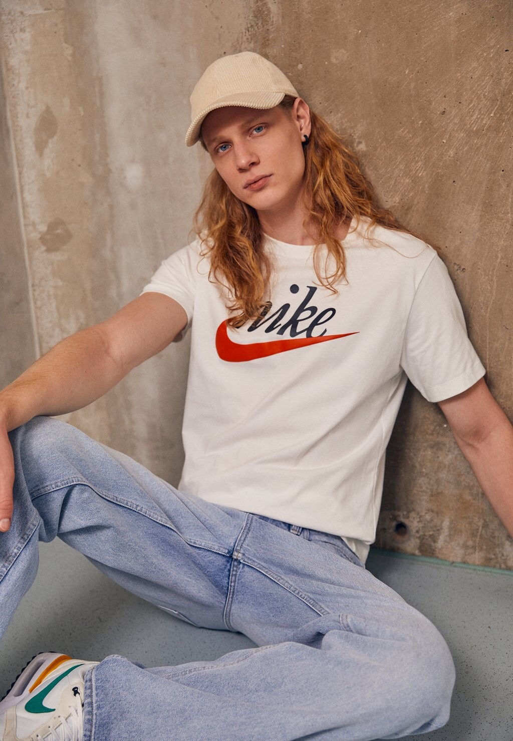 

Футболка с принтом TEE FUTURA Nike, белая, Белый, Футболка с принтом TEE FUTURA Nike, белая