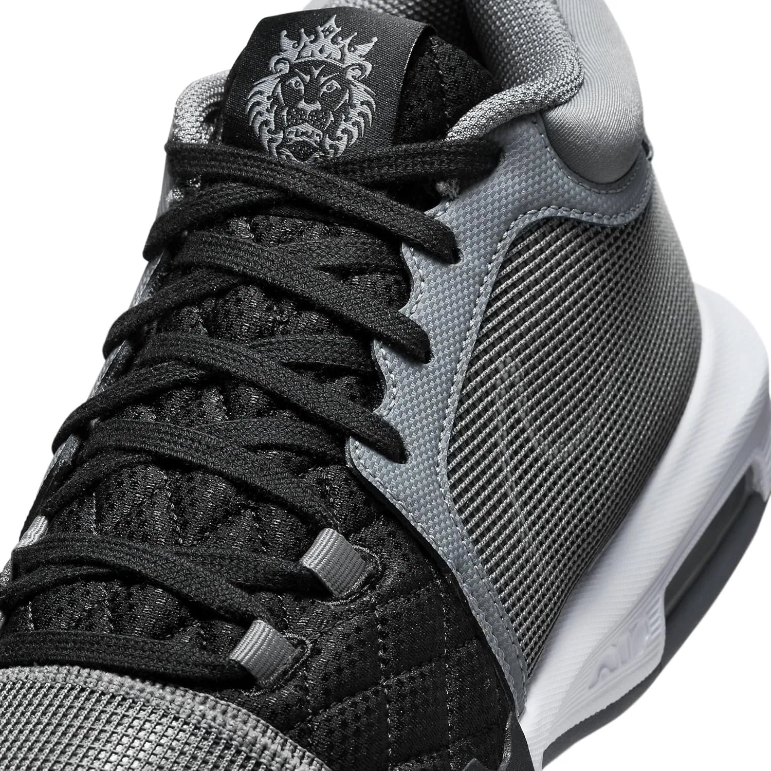 Мужские баскетбольные кроссовки Nike Lebron Witness VIII, Grey Black 004 — фото 2