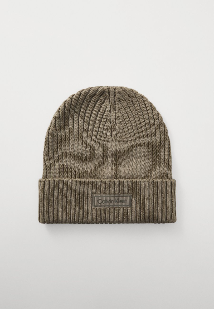 

Шапка Calvin Klein PATCH CHUNKY , Brindle/Grey