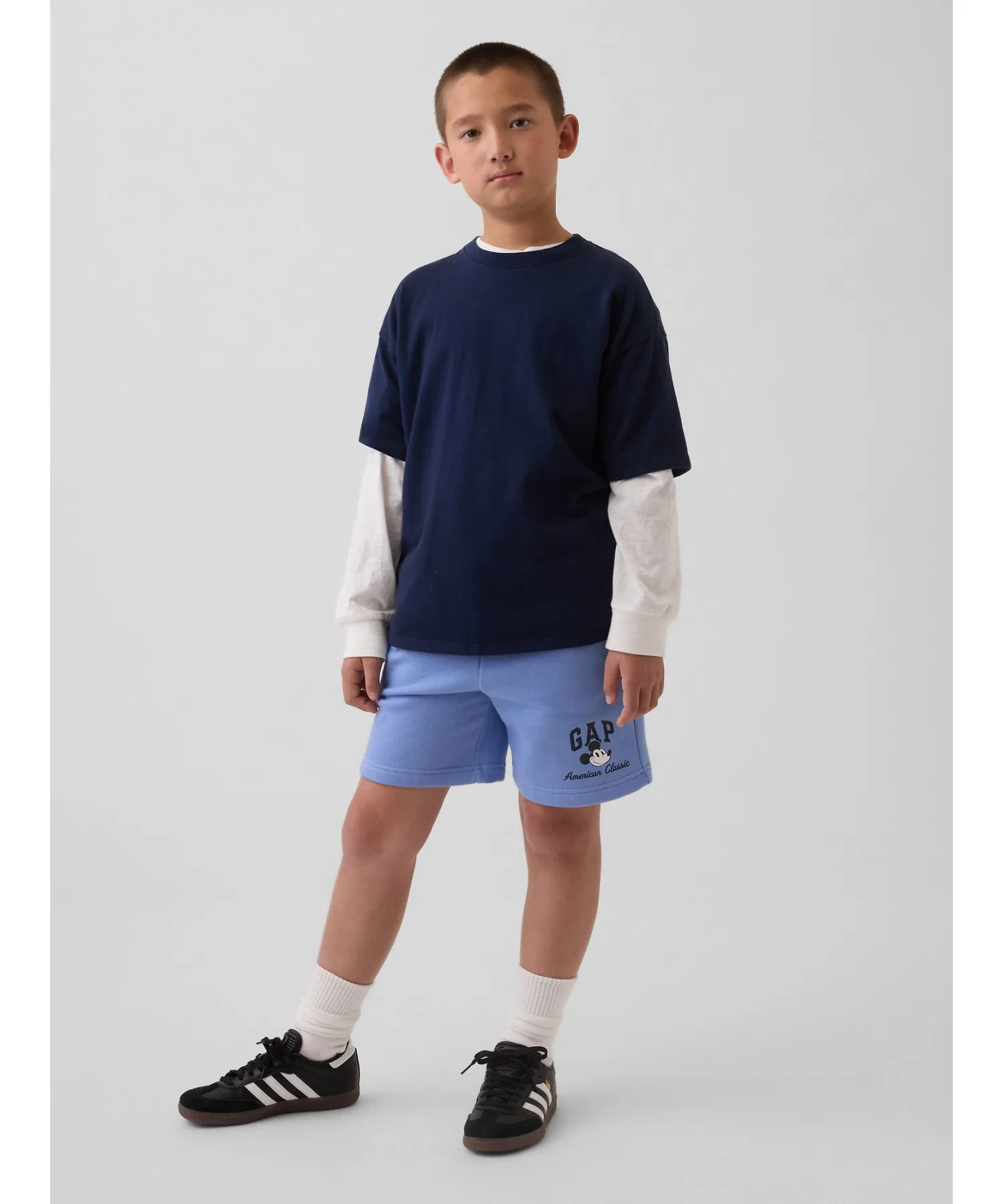 Детские шорты GAP Kids × Disney Mickey Mouse Relaxed Fit GAP Logo Pull-On Short — фото 2