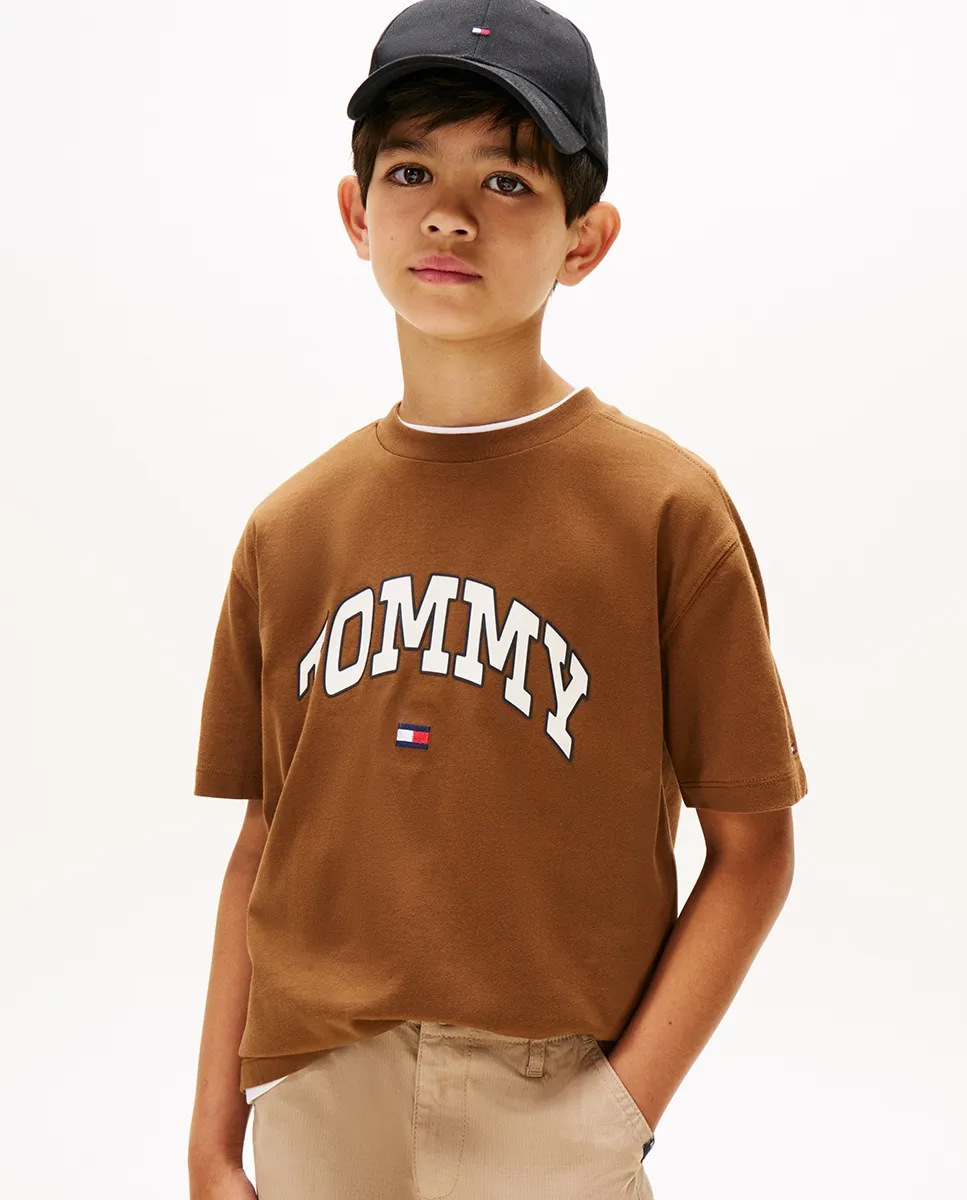 

Детская футболка с короткими рукавами и логотипом Varsity на груди Tommy Hilfiger, коричневый