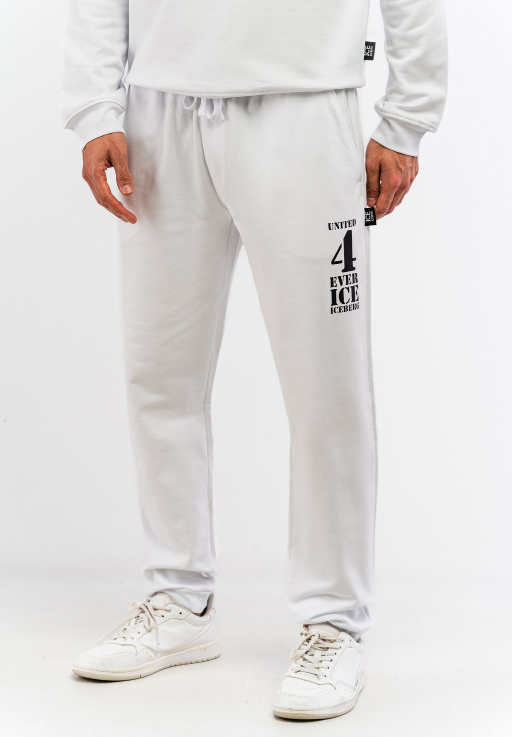 

Спортивные штаны JOGGERS WITH DOUBLE POCKETS AND DRAWSTRINGS ICE ICEBERG, белый