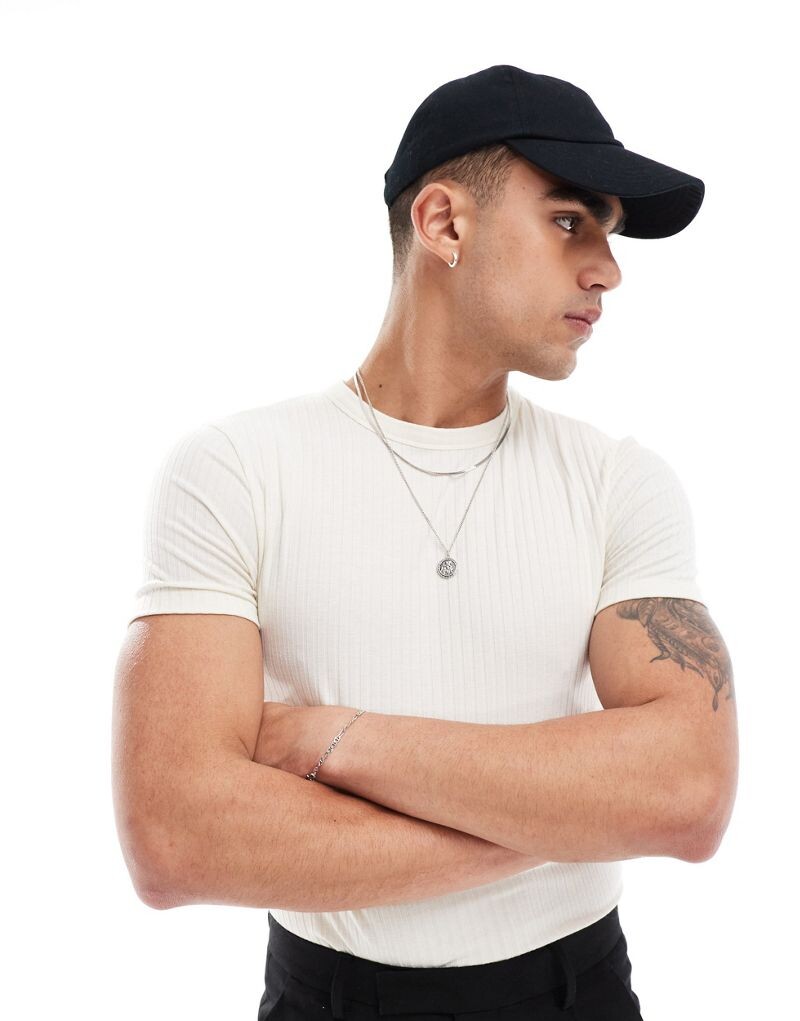 

Бежевая футболка в рубчик с мускулистым кроем ASOS DESIGN