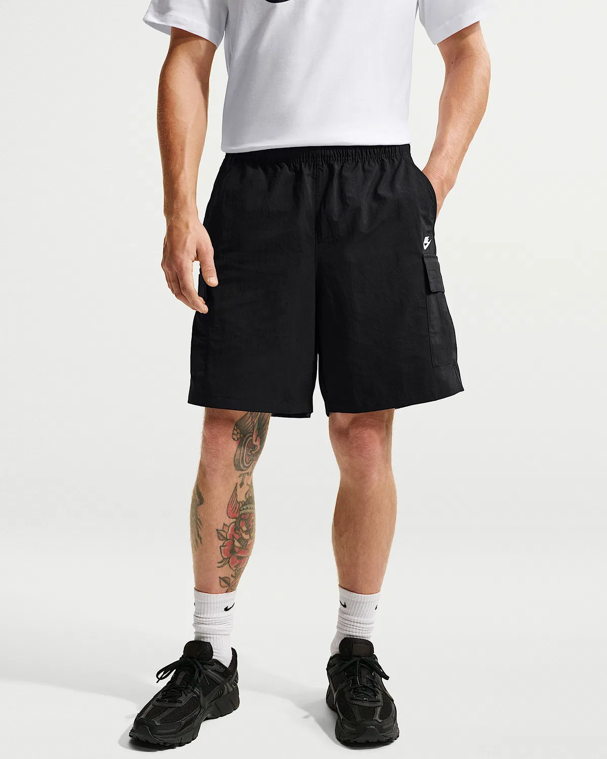 Мужские утилитарные шорты Nike Sportswear Club, Black/White — фото 2