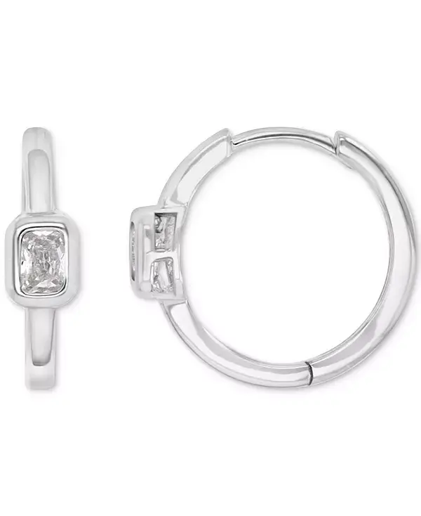 

Маленькие полированные серьги-кольца с прямоугольной оправой из кубического циркония, 0,61 дюйма Macy'S, silver