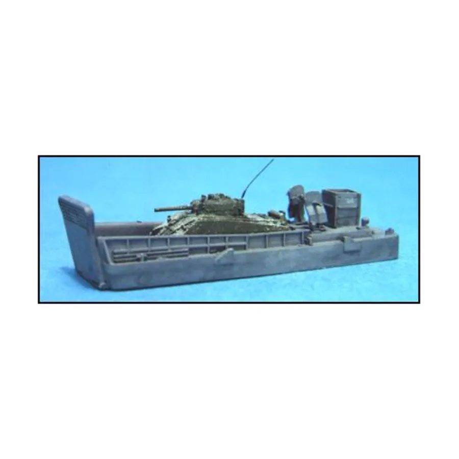 

LCM 3 с Шерманом, WWII Micro Armour - United States - Landing Craft (1:285)