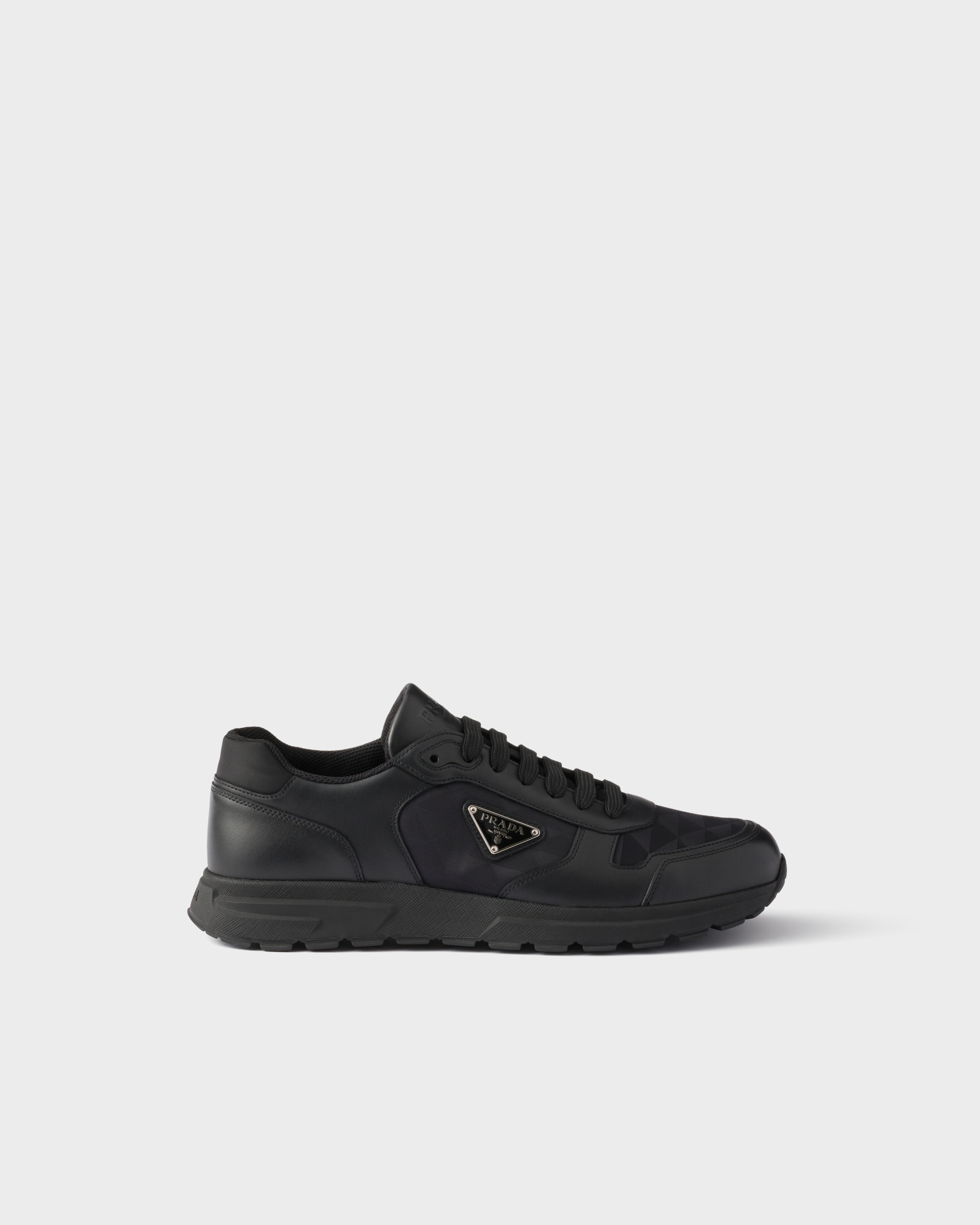 Кроссовки Prax 2.0 из Re-Nylon и кожи Prada, черный — фото 2