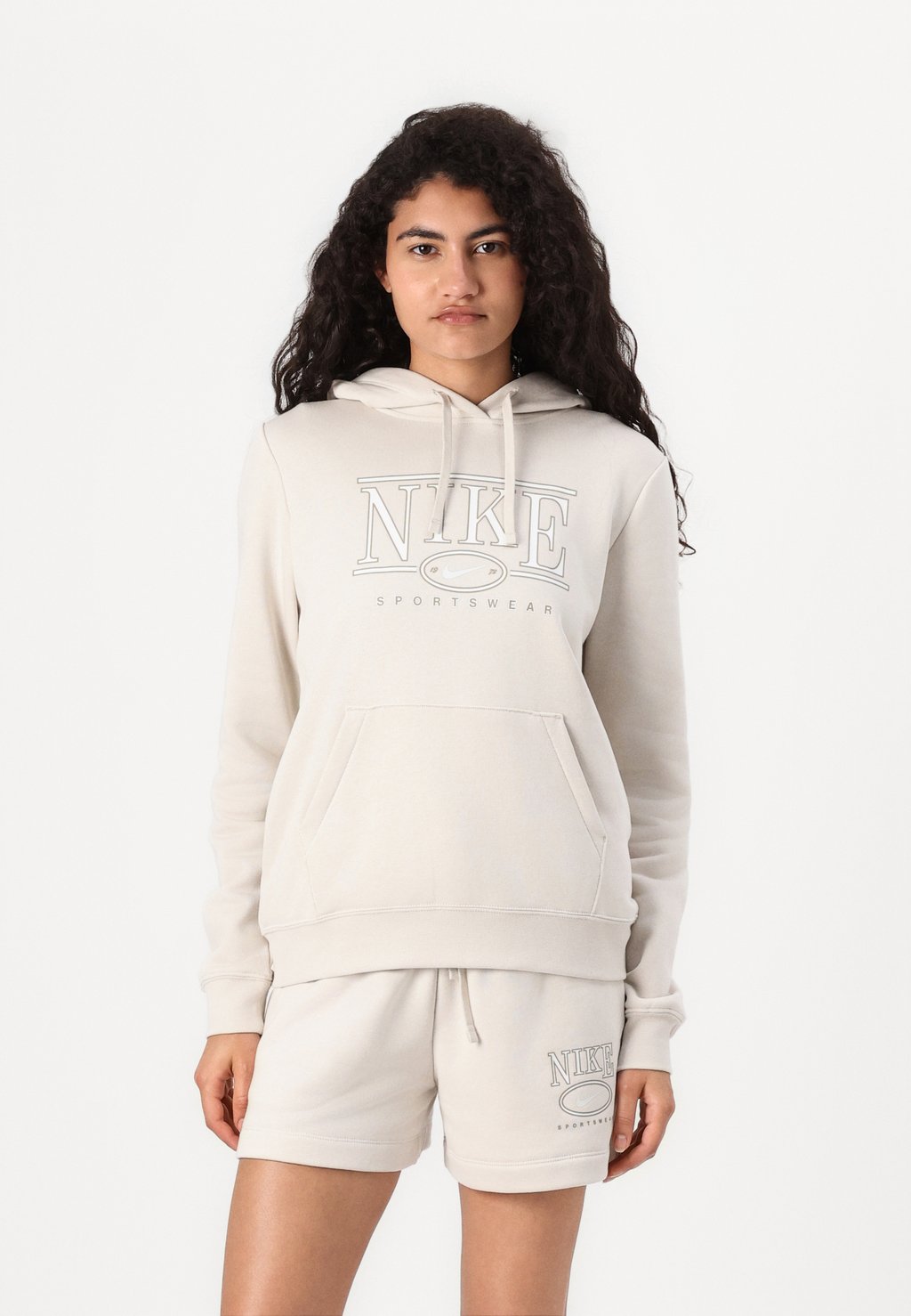 

Толстовка с капюшоном CLUB - Sweatshirt Nike Sportswear, белый