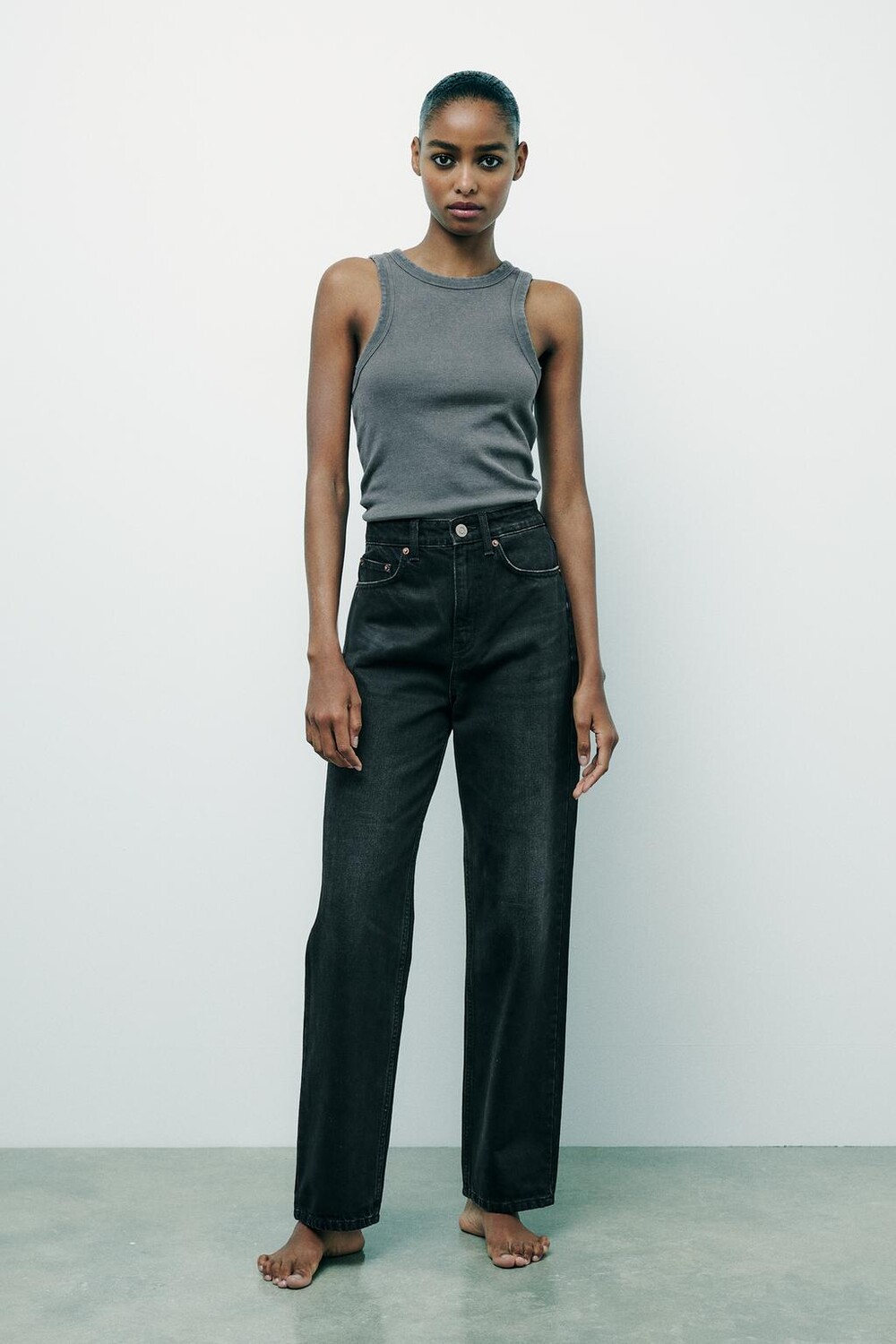 

Джинсы TRF mom fit с высокой талией ZARA, черный