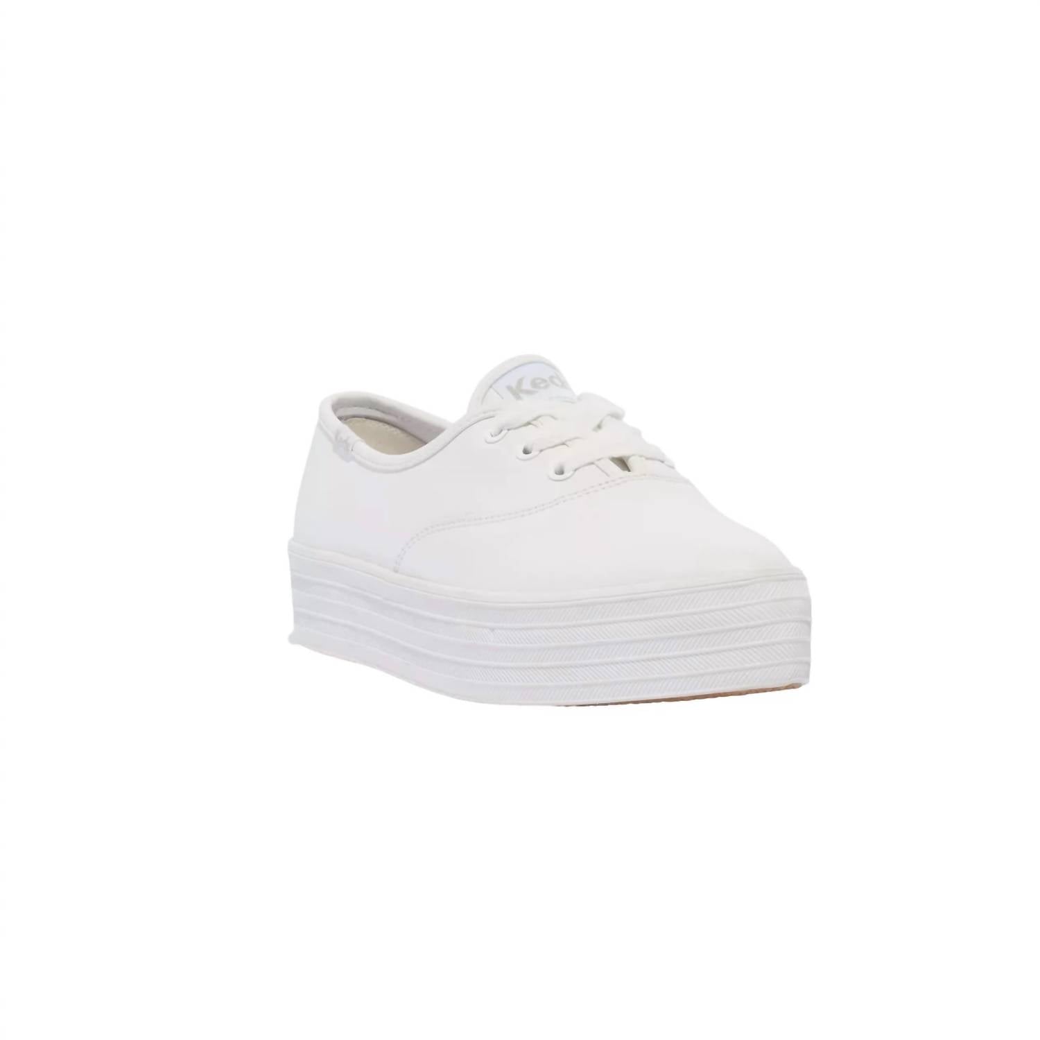 Женские кожаные кроссовки Point на шнуровке белого цвета Keds