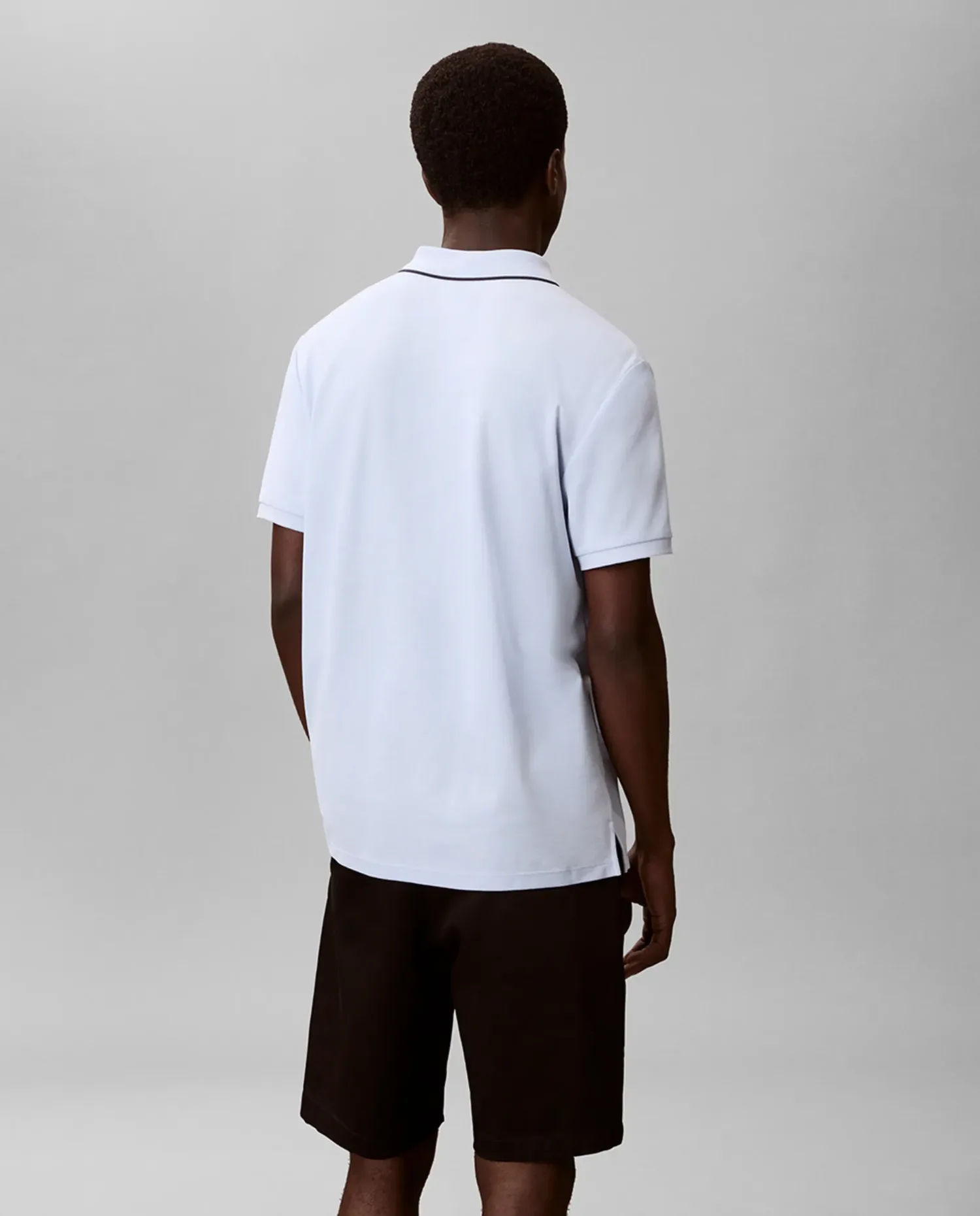Мужское классическое поло из пике с отделкой Calvin Klein, светло-голубой — фото 2