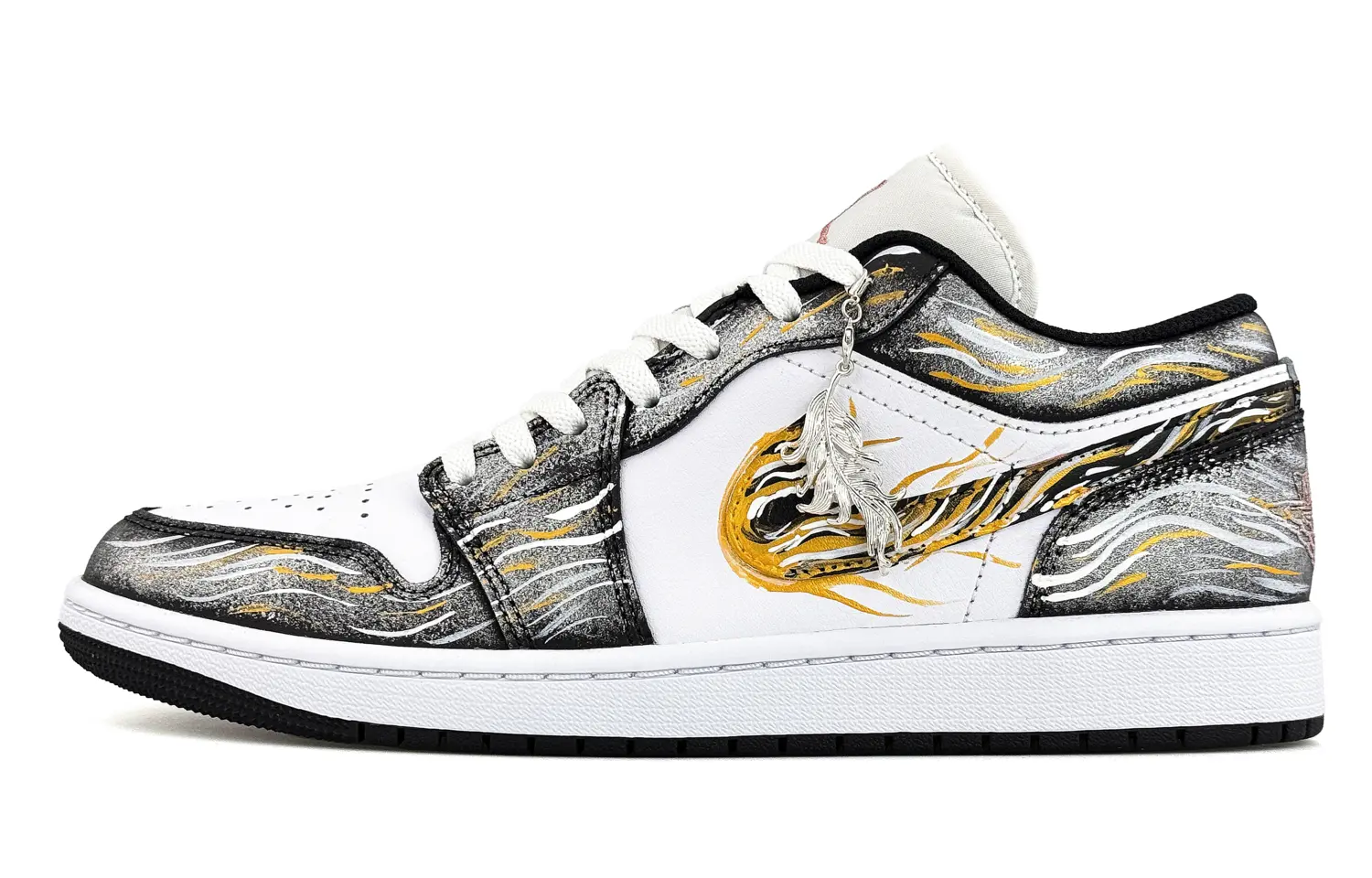 

Air 1 Vintage баскетбольные кроссовки Unisex Jordan, белый серебряный черный