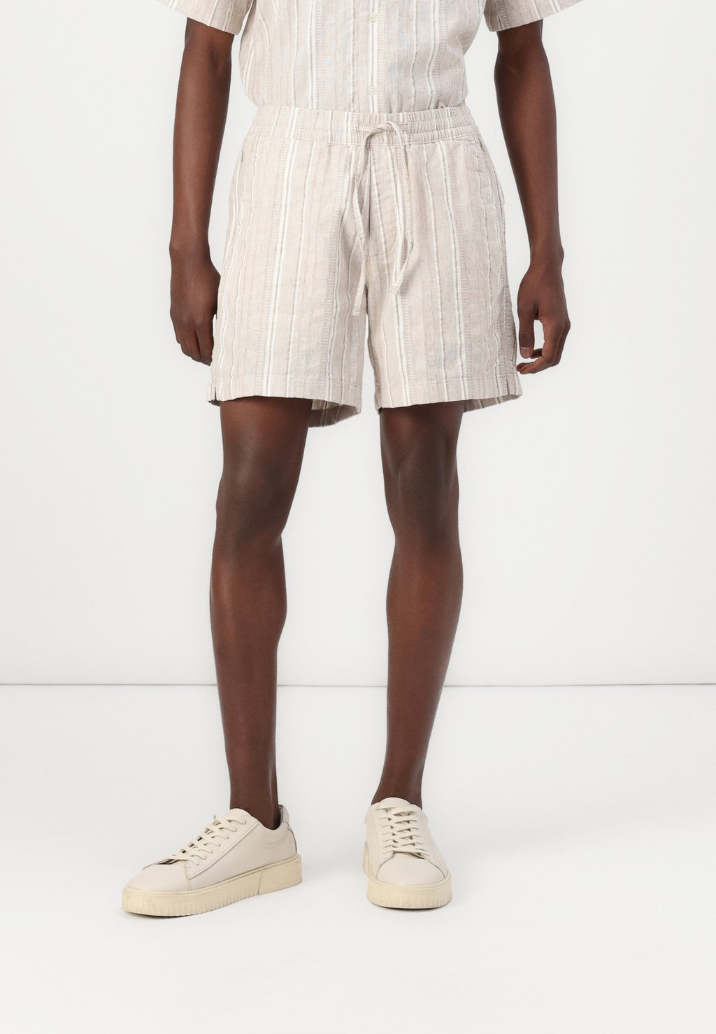 

Шорты PULL ON NATURAL DOBBY Abercrombie & Fitch, Cream Texture