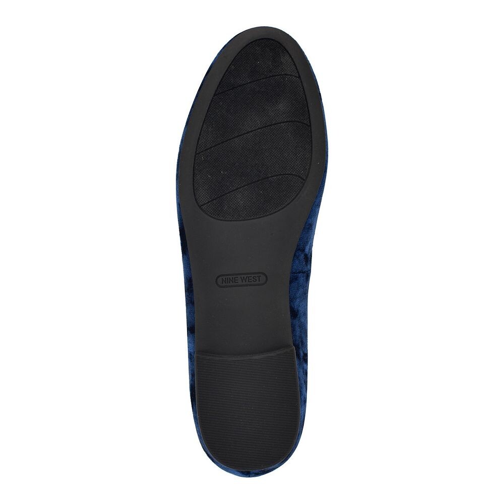 Женские слипоны на плоской подошве с круглым носком Nine West Renold, цвет Black Suede — фото 3