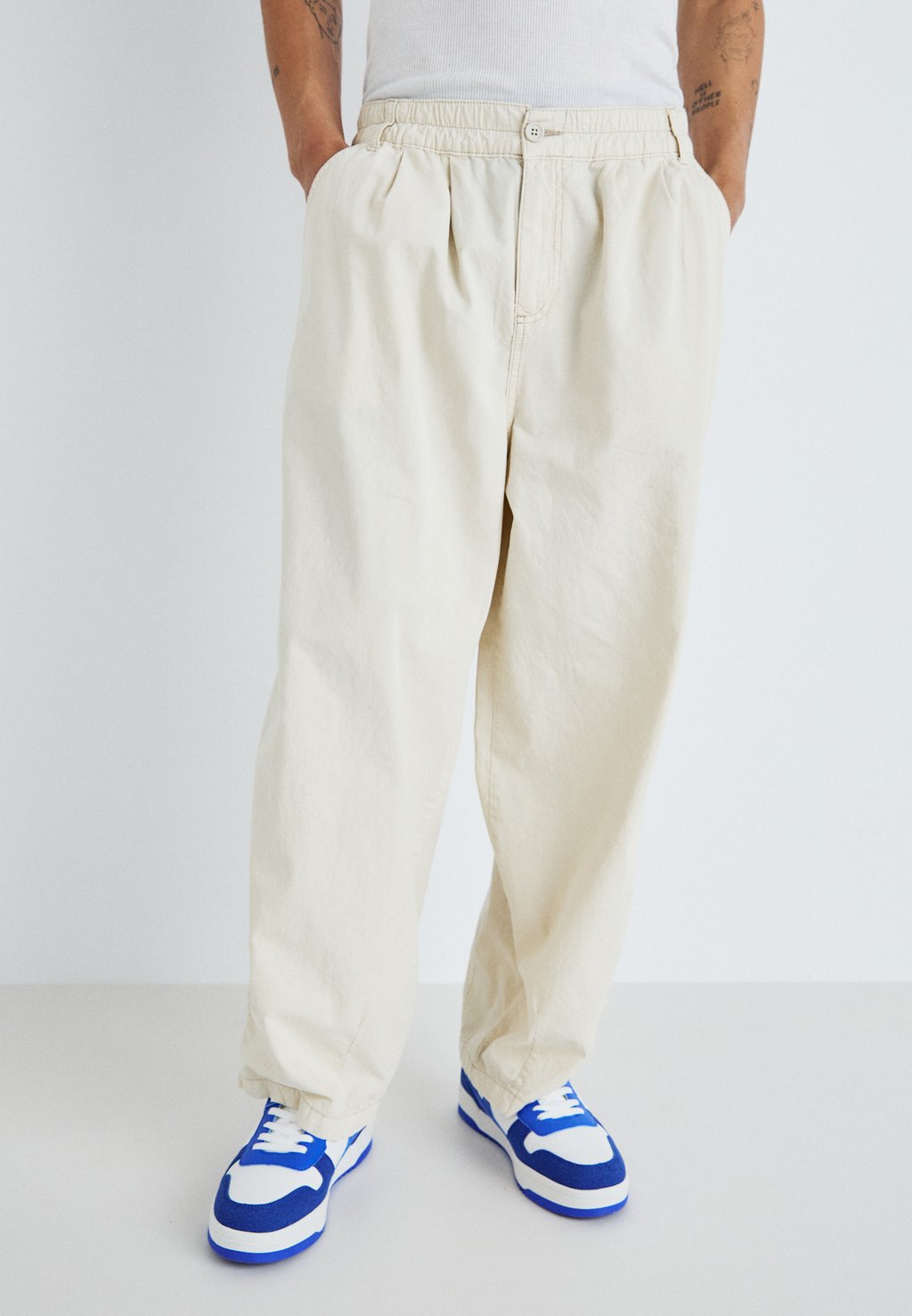 

Брюки POPLIN BALLOON PANT BDG Urban Outfitters, кремовый