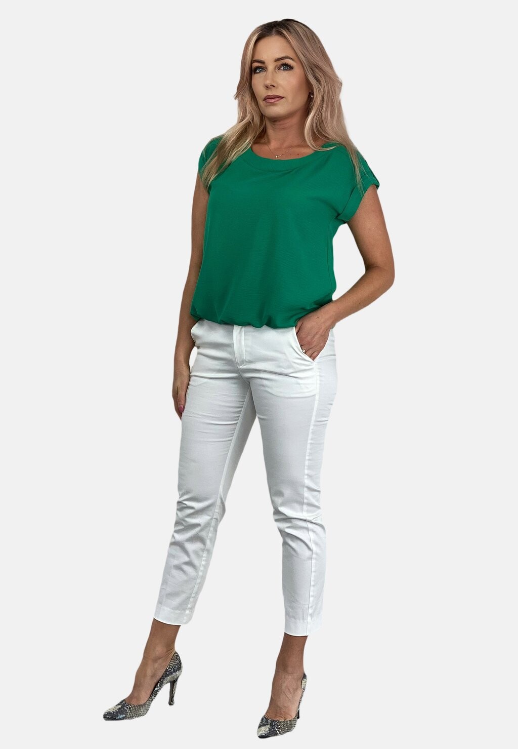 

Базовая футболка BOAT NECKLINE PLAIN REGINA FASHION, зеленый