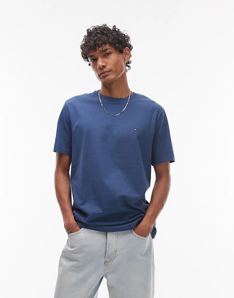 

Футболка Tommy Hilfiger Essential Regular Fit синего цвета