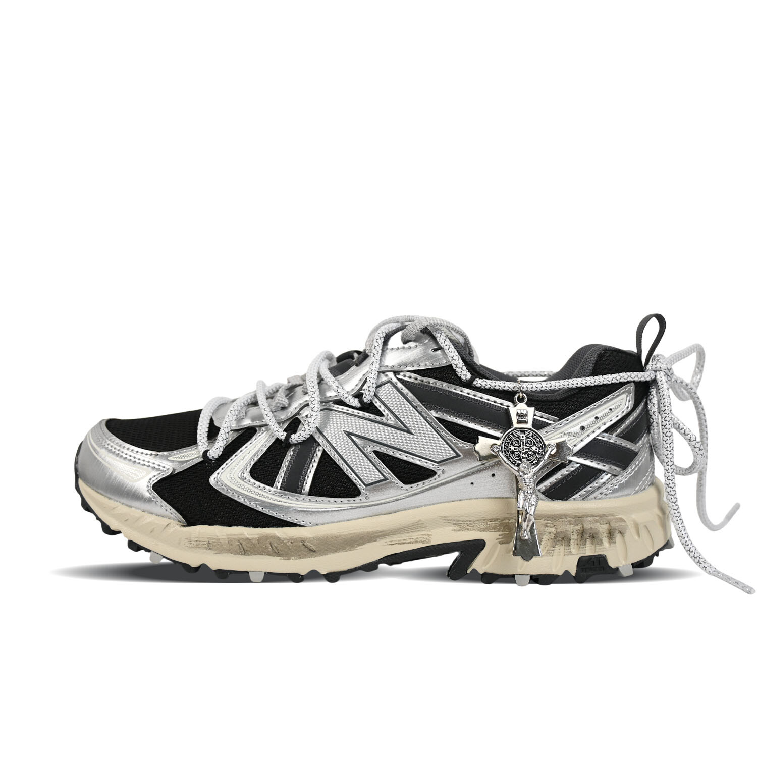 

Кроссовки NB 410 унисекс с низким верхом серебристо-серые New Balance