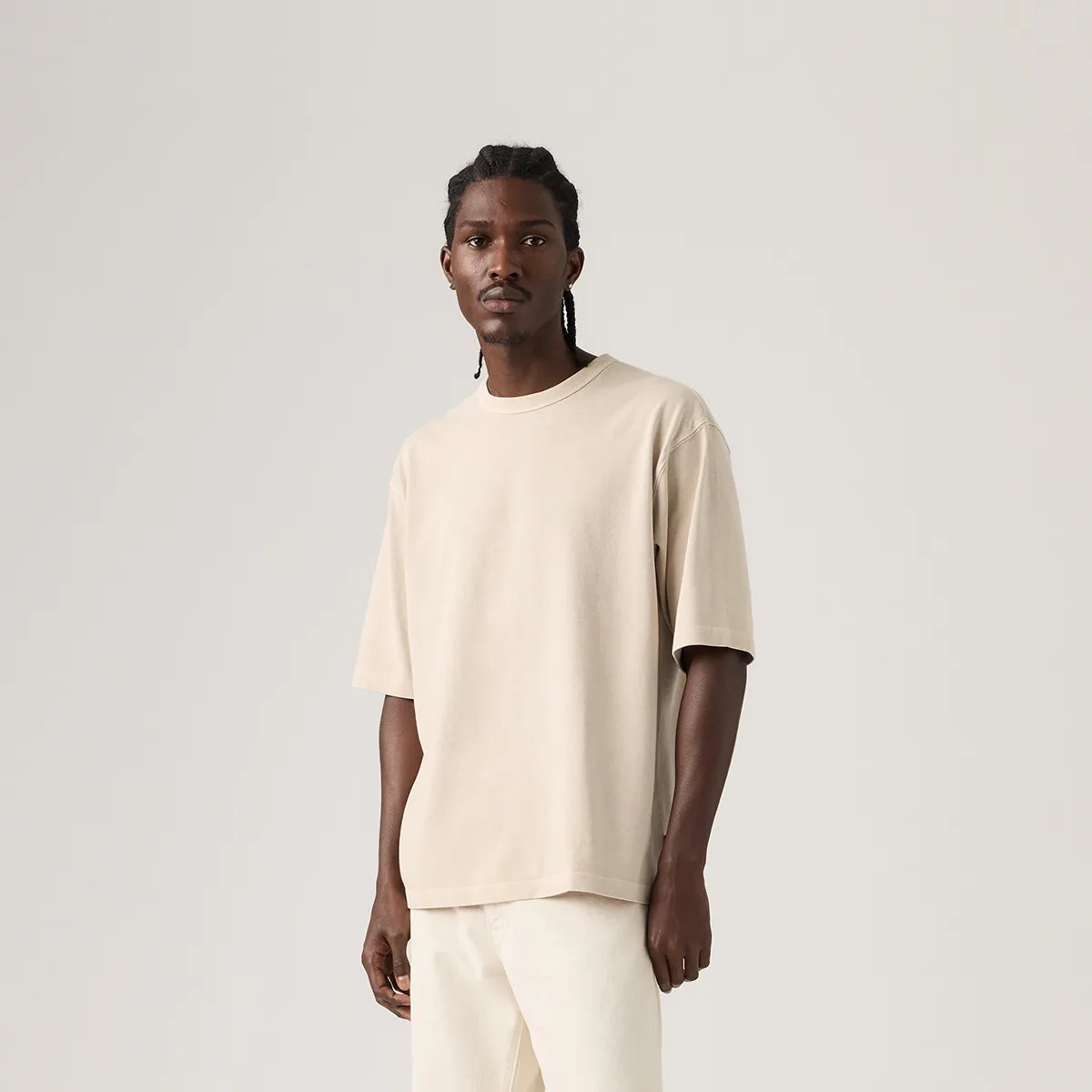 Levis Футболка Unisex Khaki Crew Neck Moderate Straight Fit — фото 4
