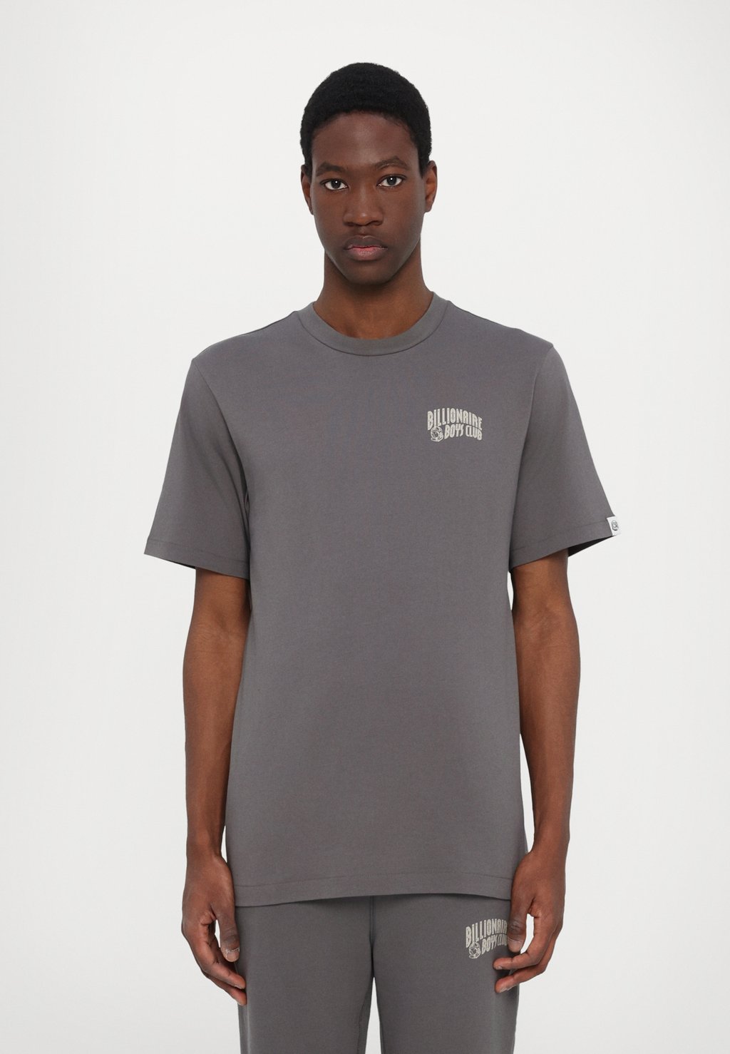 

Футболка с принтом SMALL ARCH LOGO Billionaire Boys Club, серый