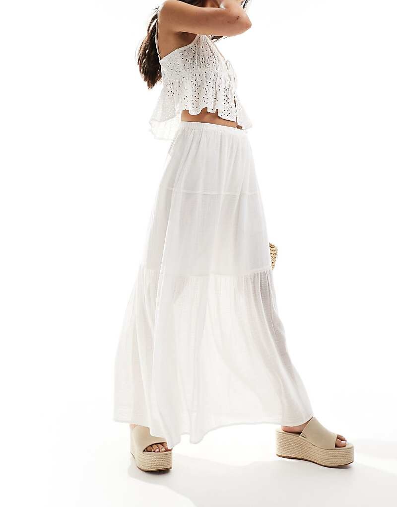 

Stradivarius – STR – Белый>Юбка макси 3 размера