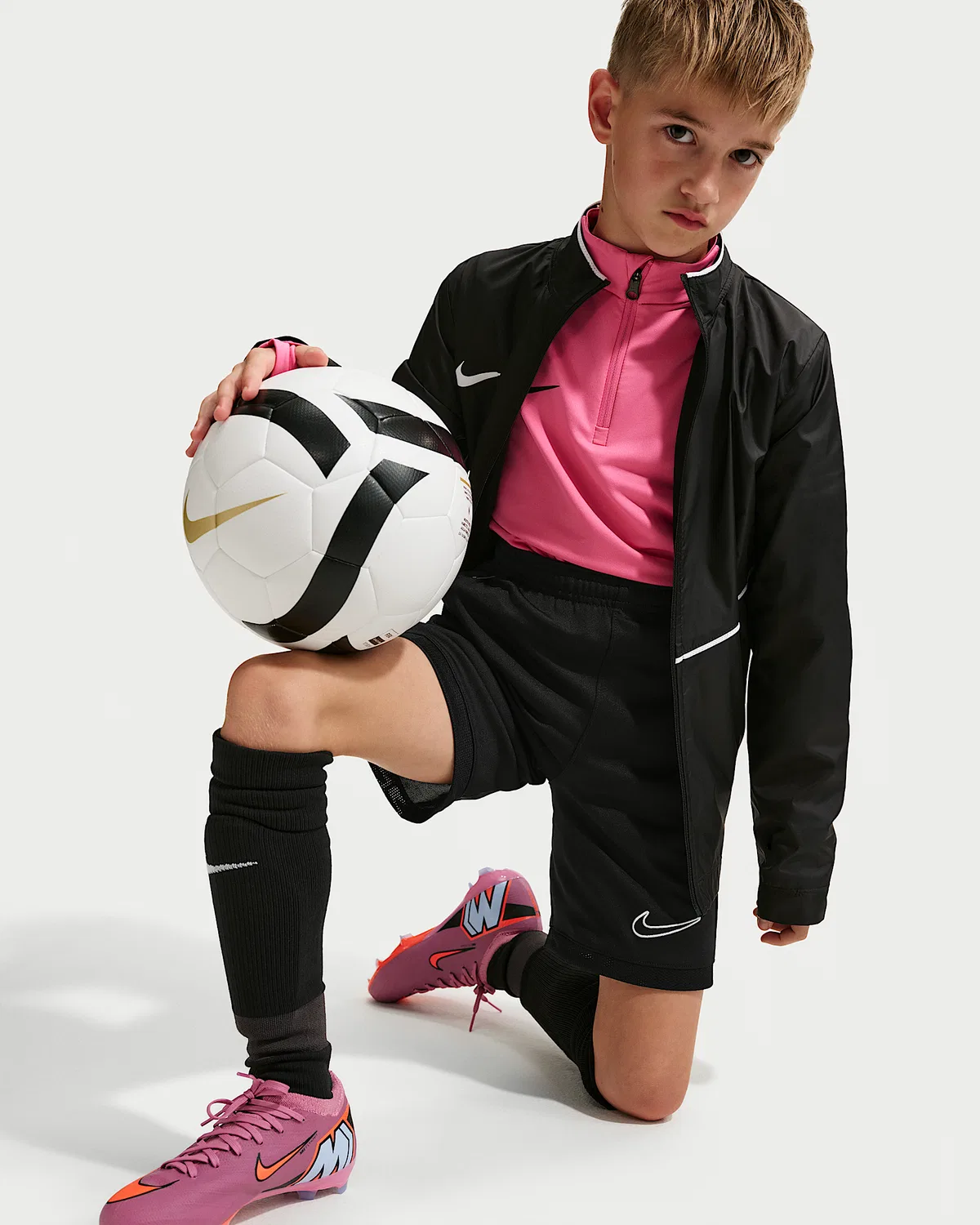 Детские футбольные шорты Nike Academy Dri-FIT, Black/Black/White — фото 4
