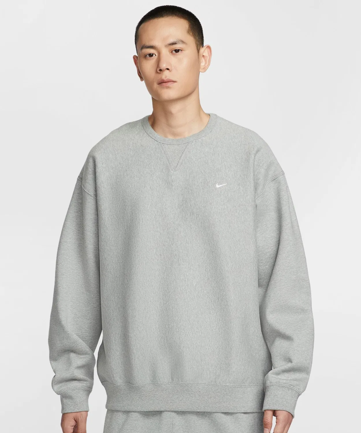 Свитшот Nike с логотипом Swoosh, длинный рукав, серый
