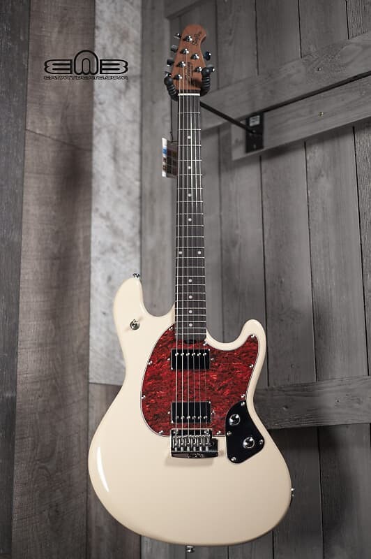 

Электрогитара Sterling SR50-BM-R2 StingRay Electric Guitar in Buttermilk