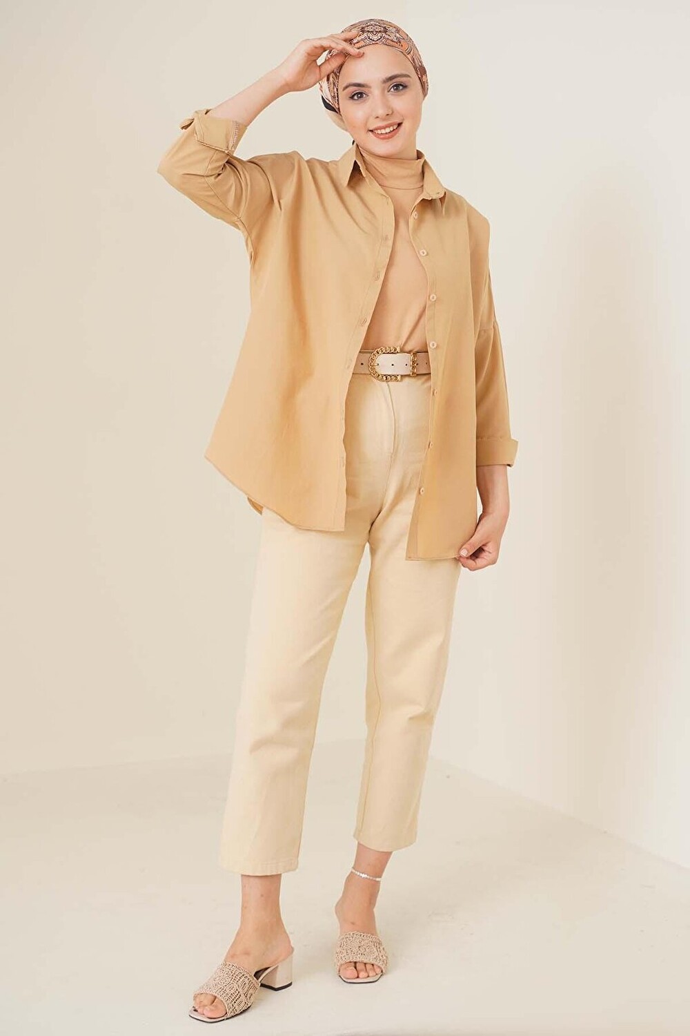 

103901 Рубашка-хиджаб Oversize Basic – Бежевый Bigdart