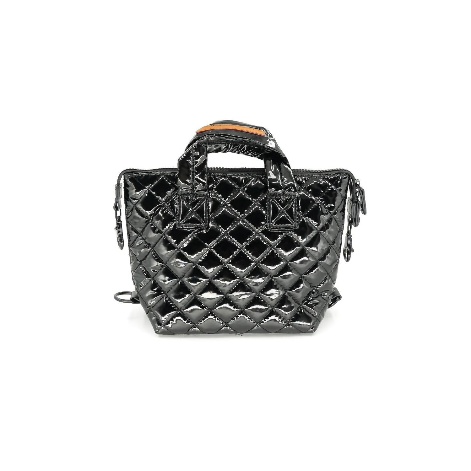 

Сумка Darcie из черной лакированной кожи BC Handbags