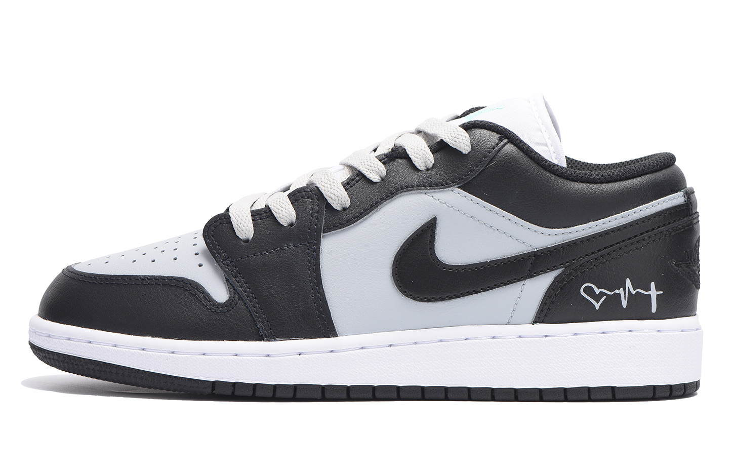 

Кроссовки Air Jordan 1 Vintage Basketball Shoes Women's Low-top Gray, черный/розовый